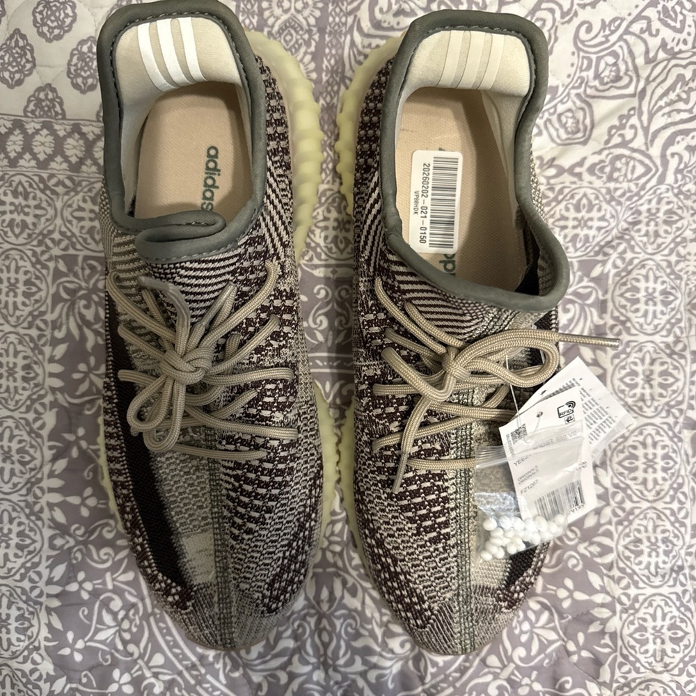 Adidas Yeezy Boost 350 V2 - Cream and Gray